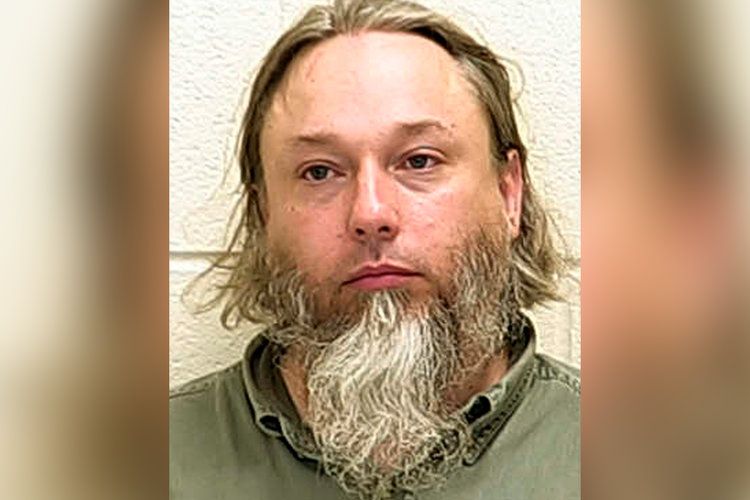 Judge 'Prepared' to Send Trans Mosque Bomber to Women's Prison